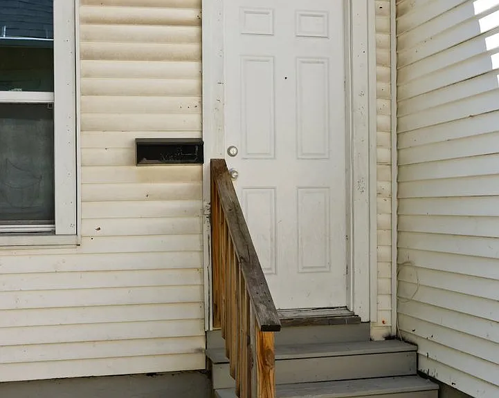 257 Alphonse St — Photo 3
