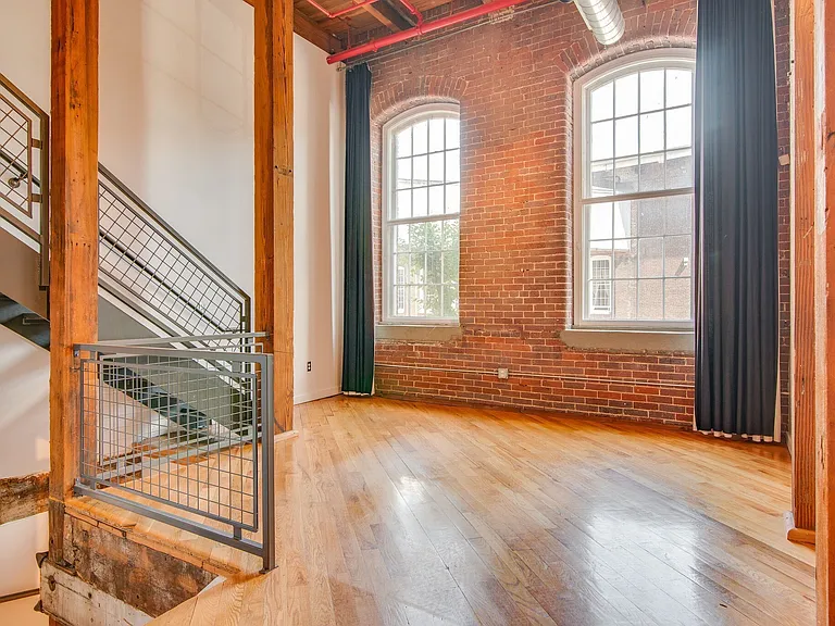 1400 Rosa L Parks Blvd #105 — Photo 10