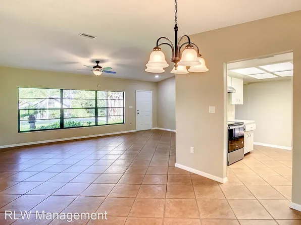 112 Wingfield Dr, Umatilla, FL 32784