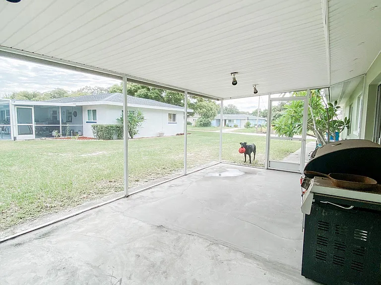 805 S Hercules Ave — Photo 20