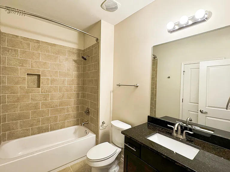 745 Fountainhead Ln NE #14 — Photo 34