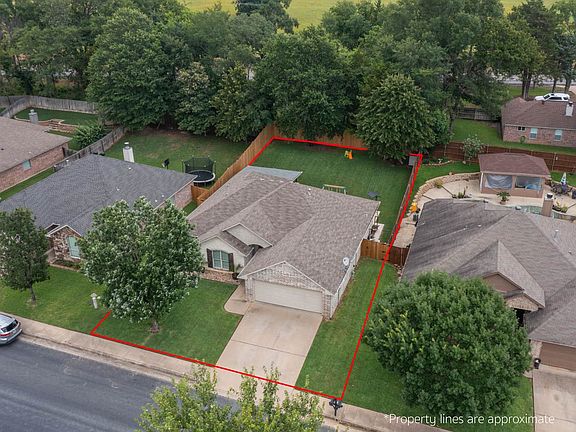 4th image of 19443 Ruggles Ct W