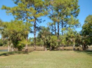 1315 Monarch Cir, Naples, FL 34116