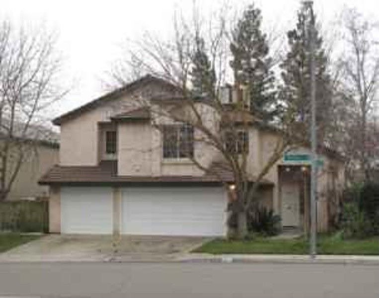 1st image of 9426 N Cottage Ln