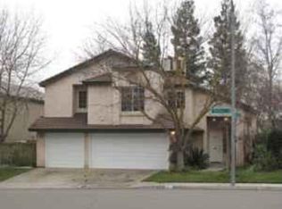 9426 N Cottage Ln, Fresno, CA