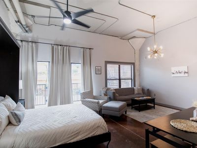 2205 McKinney St APT 309, Houston, TX, 77003