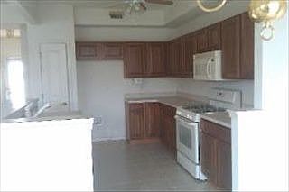 3rd image of 12650 Rock Island Trl