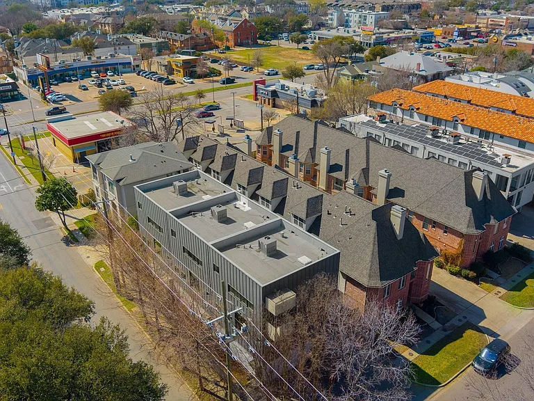 4001 Bowser Ave #B — Photo 35