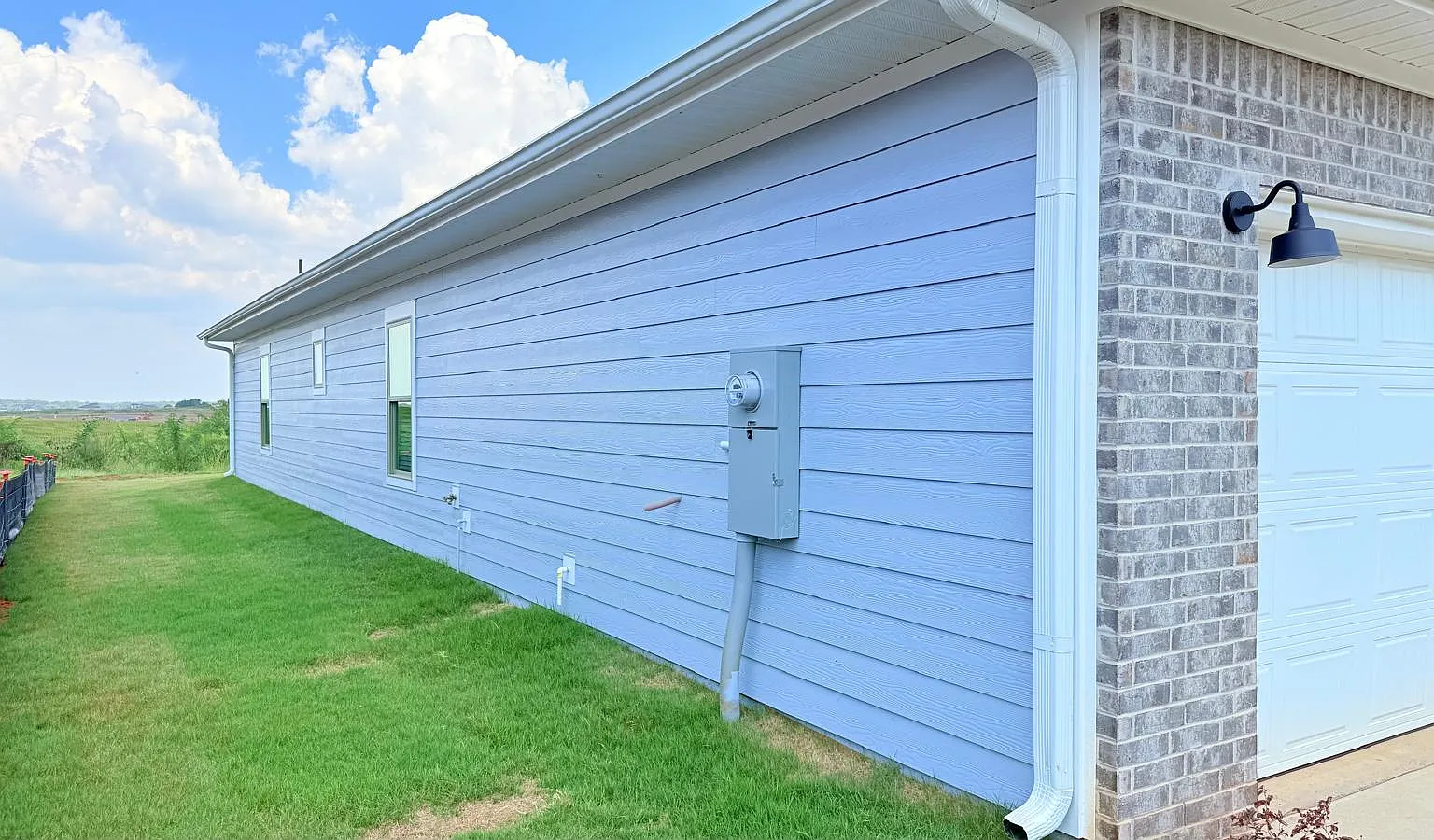 4 bed, 2000 sqft, $2,000 — Photo 4