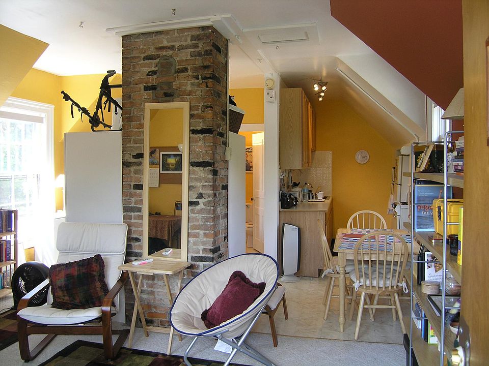 The apartment is no longer painted yellow. 