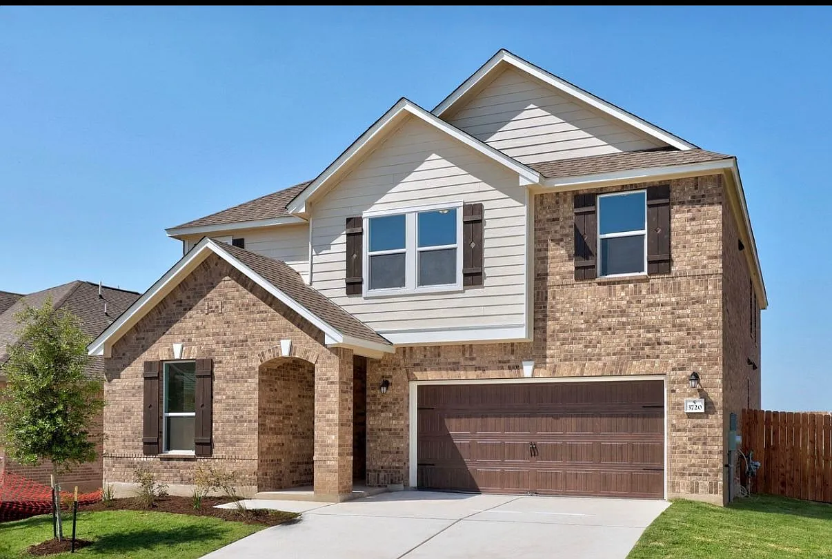 5 bed, 3474 sqft, $3,150 — Photo 2