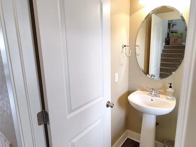 5424 Tamarac Way — Photo 2