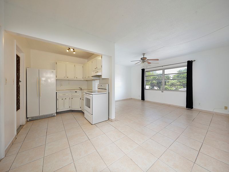 1st image of 1855 Plunkett St APT 101