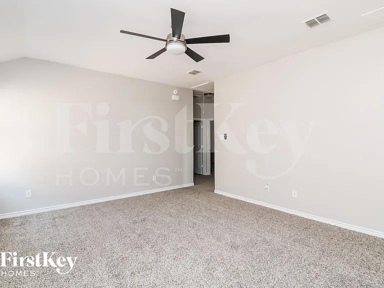 3805 Whisper Hollow Way — Photo 12