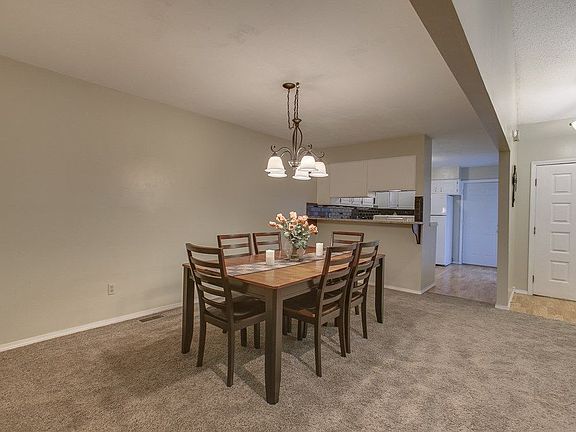 5th image of 2403 N Walden Dr APT 601