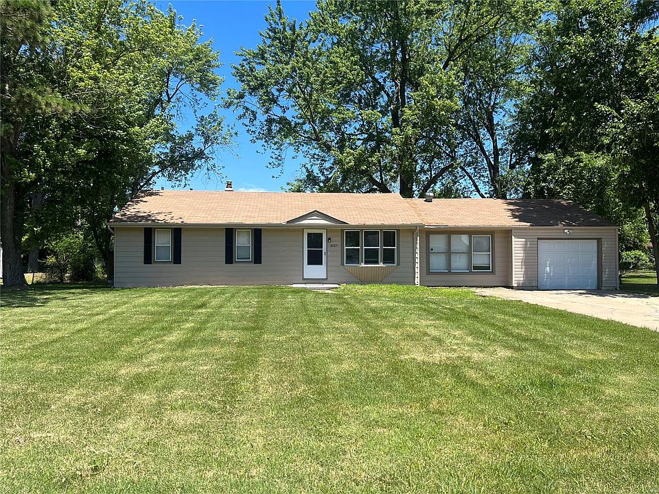 1st image of 1027 Farmview Dr
