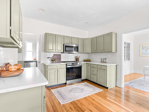 2nd image of 9 Prospect Hill Ave #1