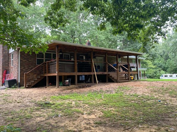 1112 N Shady Lane Loop, Clarkrange, TN 38553