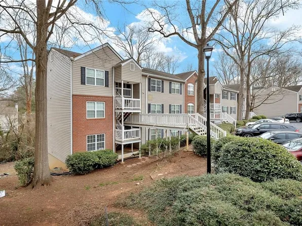 330 Teal Ct, Roswell, GA 30076