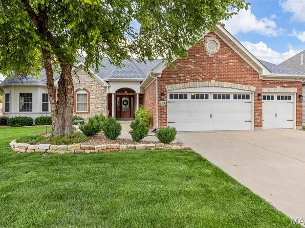 105 Cypress Meadows Dr, Wentzville, MO 63385