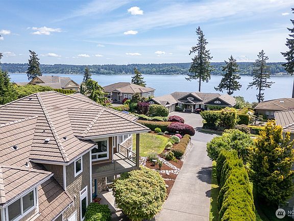 2nd image of 12320 98th Avenue Ct NW