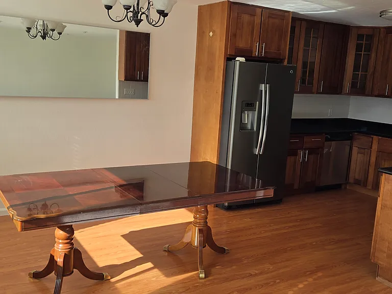 354 Joost Ave — Photo 3
