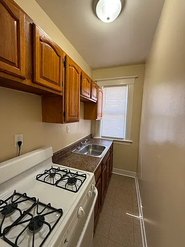 534 Whalley Ave #1 Photo 1