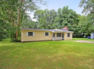 1586 W Robinhood Dr, Charleston, SC 29407