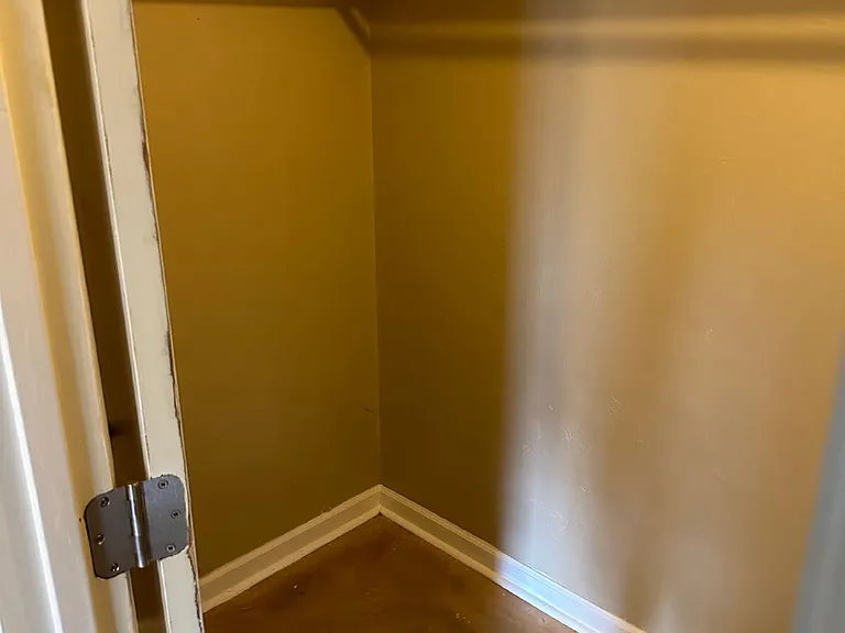 2545 Panther Creek Rd — Photo 17