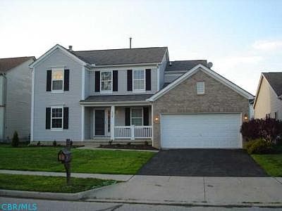 4th image of 4304 Knoll Crest Dr