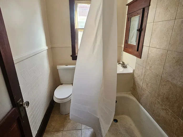 119 Virginia Ave — Photo 12