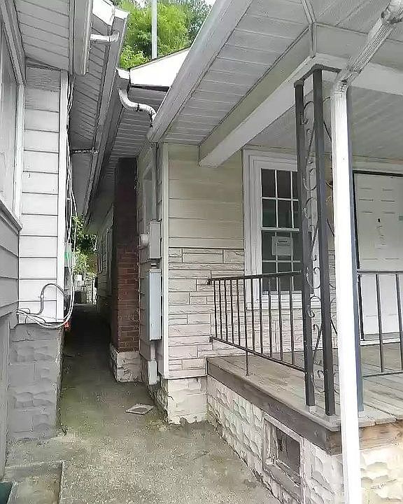 316 Old Logan Rd, Logan, WV 25601 Zillow