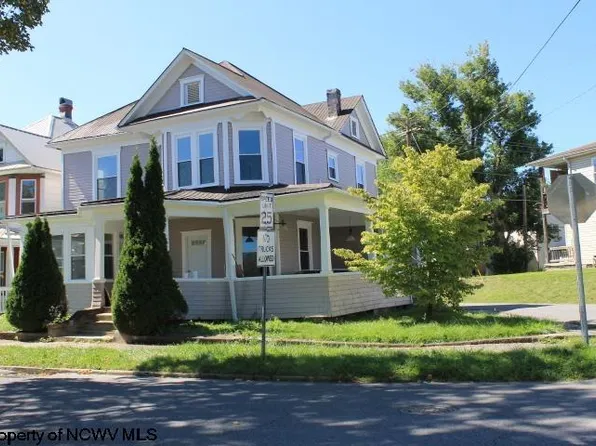 108 Davis St, Elkins, WV 26241