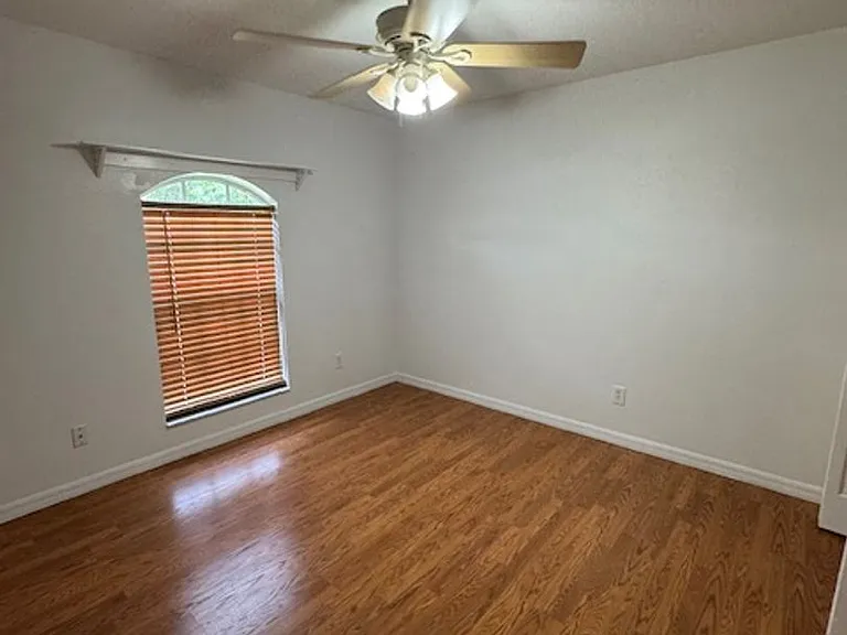 710 Avalon St SE — Photo 21