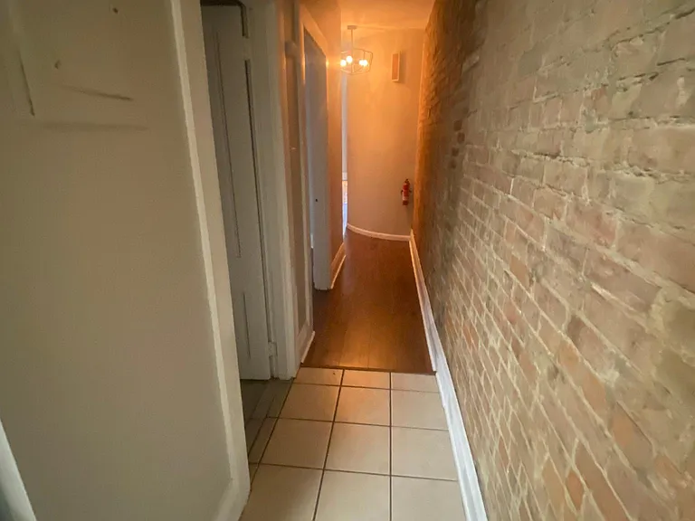 428 Chestnut St #1 — Photo 11