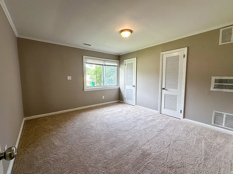 2634 Old Steele Creek Rd #A — Photo 7