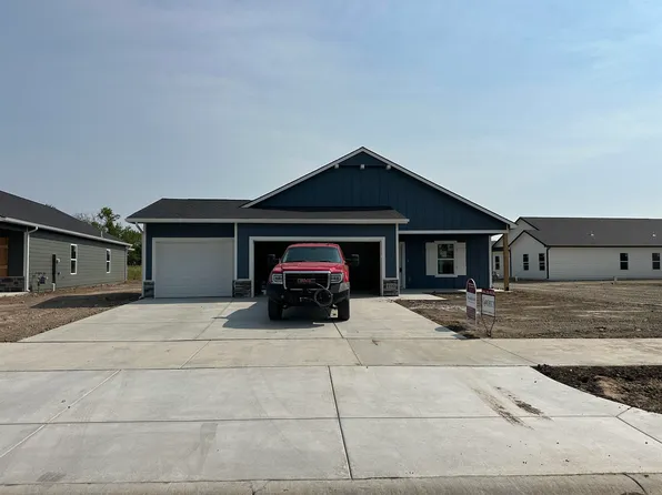 2222 S Vintage Dr, Andover, KS 67002