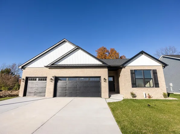 704 Mortar St, Mascoutah, IL 62258