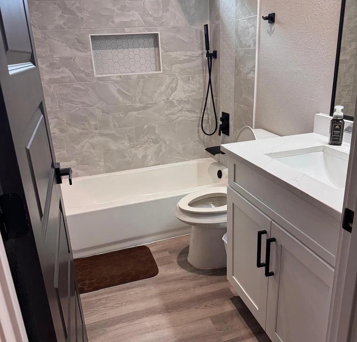 4 bed, 2.0 bath, 1180 sqft, $797 — Photo 4