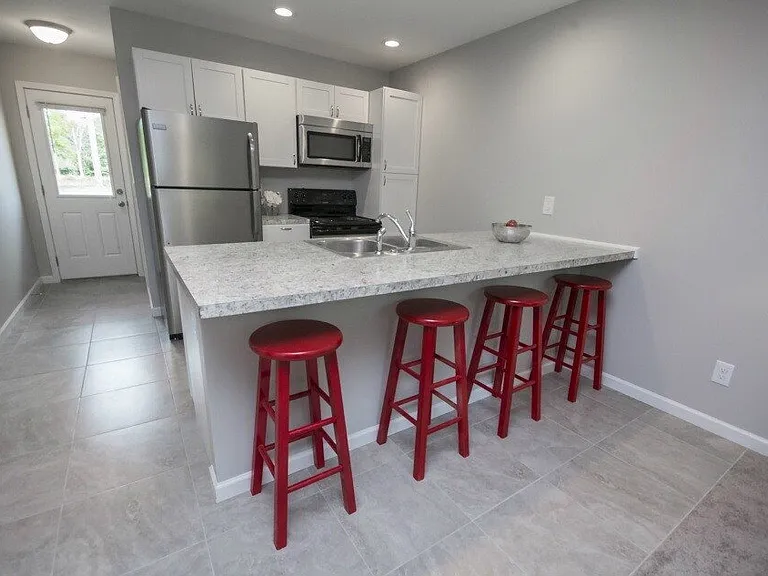 522 Gerald Ct — Photo 5