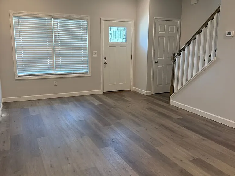 933 & 935 Rodeo Ct — Photo 72