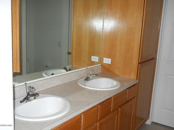 3rd image of 3160 Sombrero Dr Unit 102