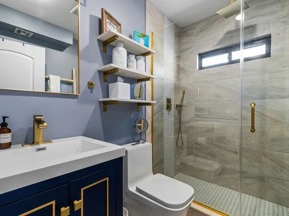 41 Beacon Avenue image 16 of 21