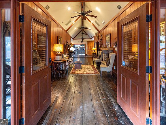 5th image of 279 Mid River Rd