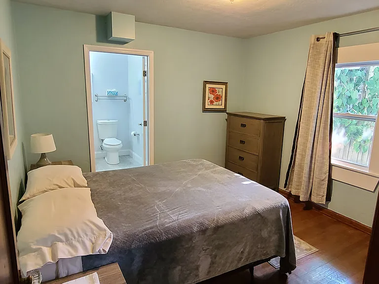 722 S Lake Formosa Dr — Photo 4