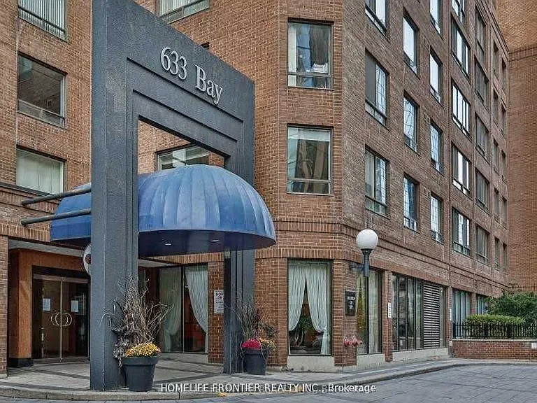 633 Bay St #712 — Photo 2