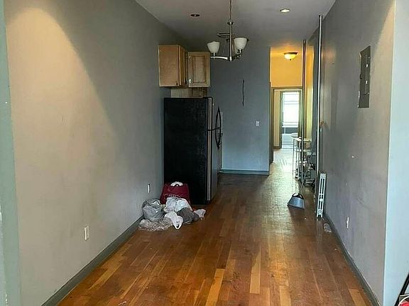 5th image of 343 Grove St #1LL