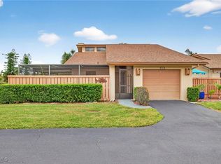 6411 Royal Woods Dr, Fort Myers, FL 33908