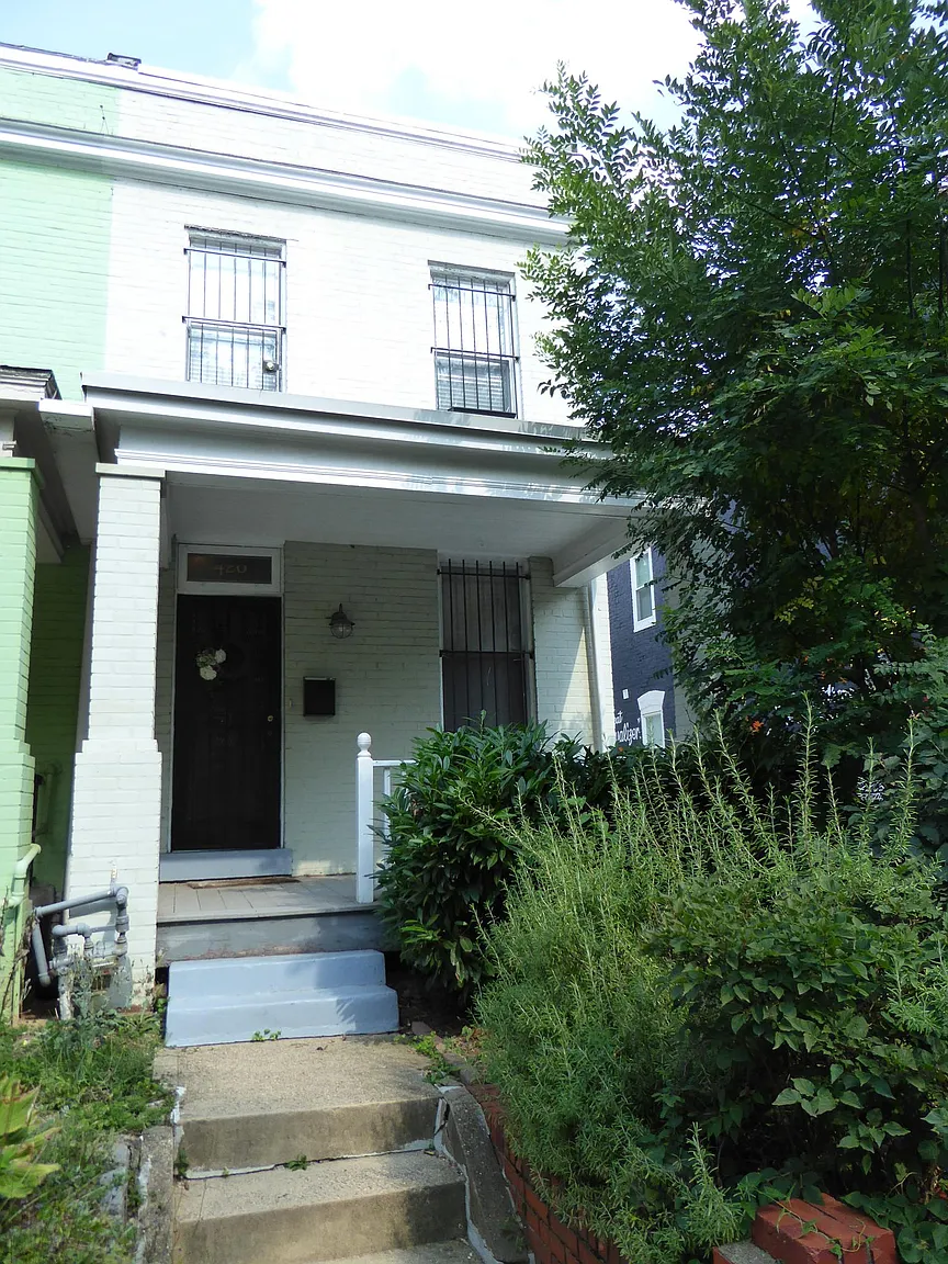 420 15th St SE photo 1