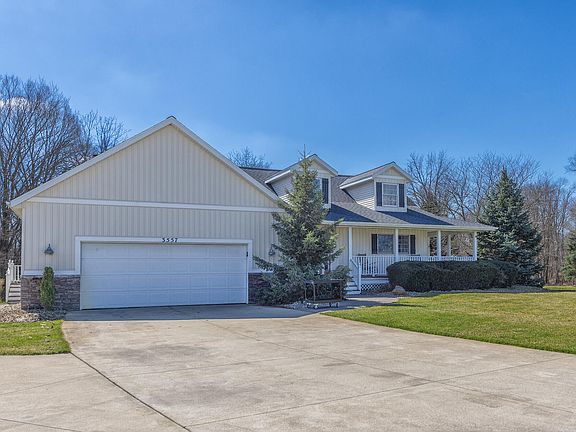 2nd image of 3557 Walnut Park Dr